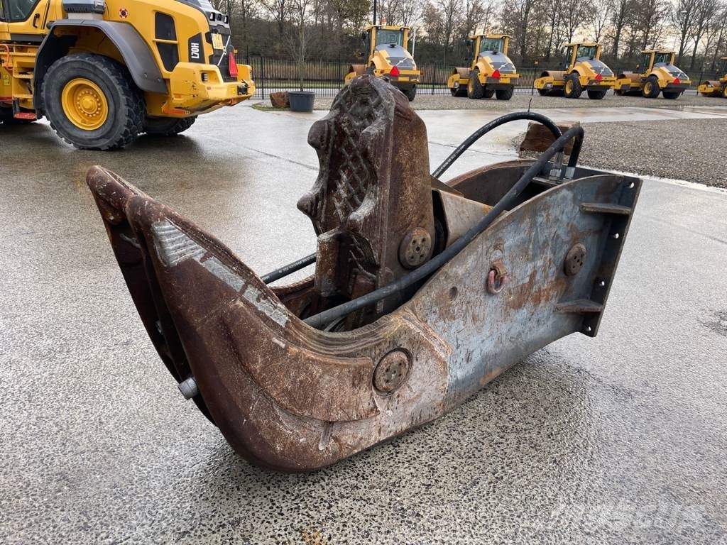 Concrete pulverizer Machine weight 24-32 ton Ehituspurustid