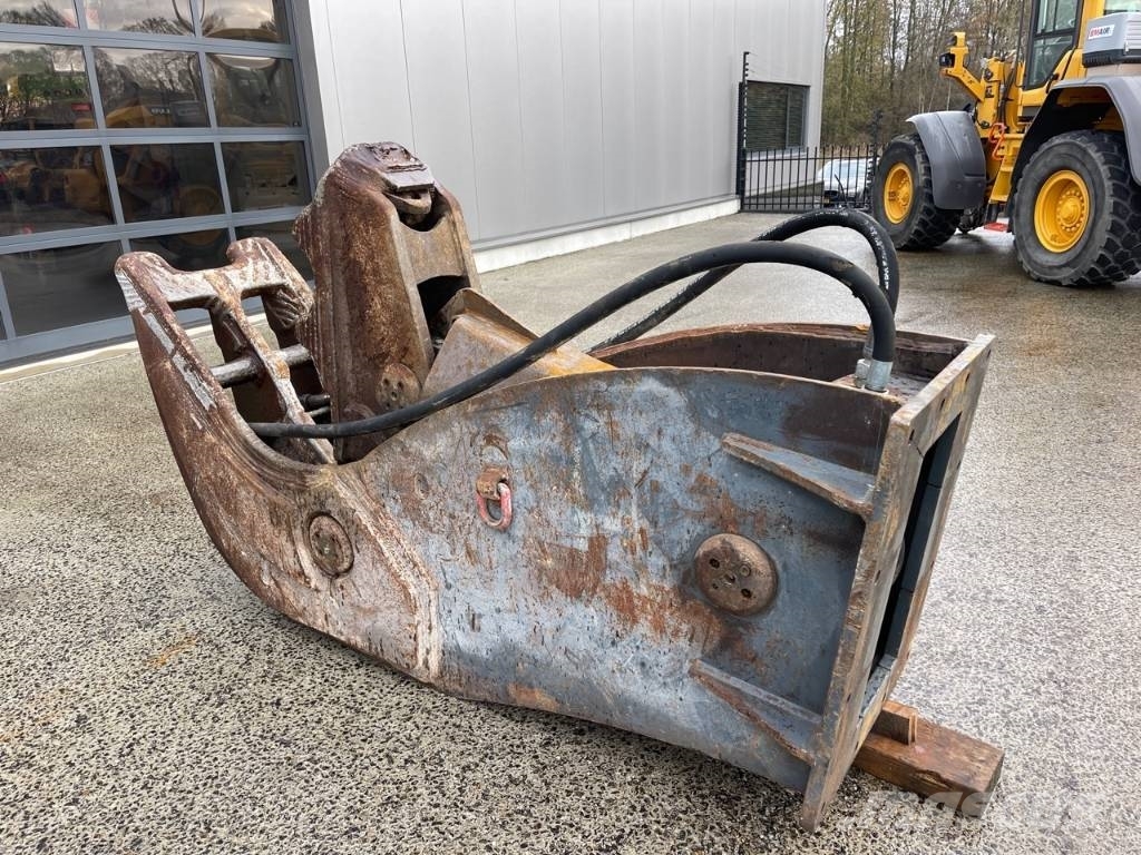 Concrete pulverizer Machine weight 24-32 ton Ehituspurustid