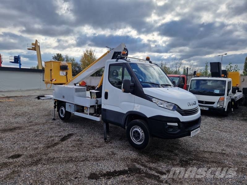 Iveco Daily Multitel 160 ALU DS - 16m, 200kg, HYBRID Teherautóra szerelt emelők és állványok