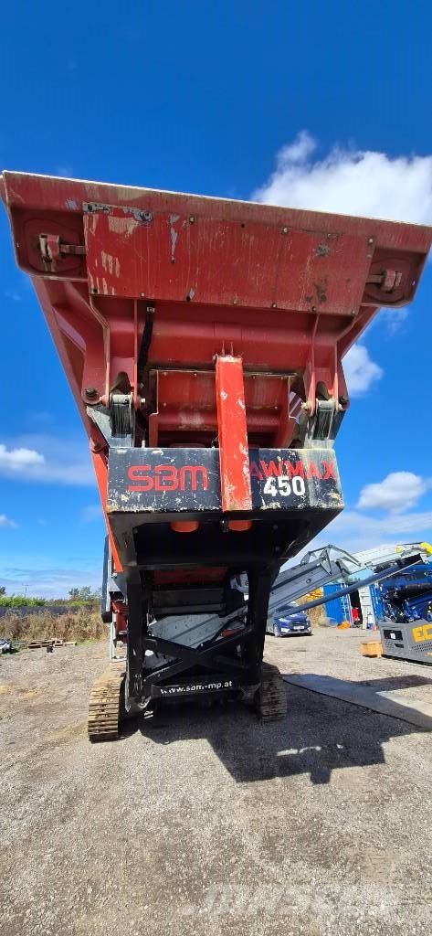 SBM JAWMAX 450 Mobile crushers