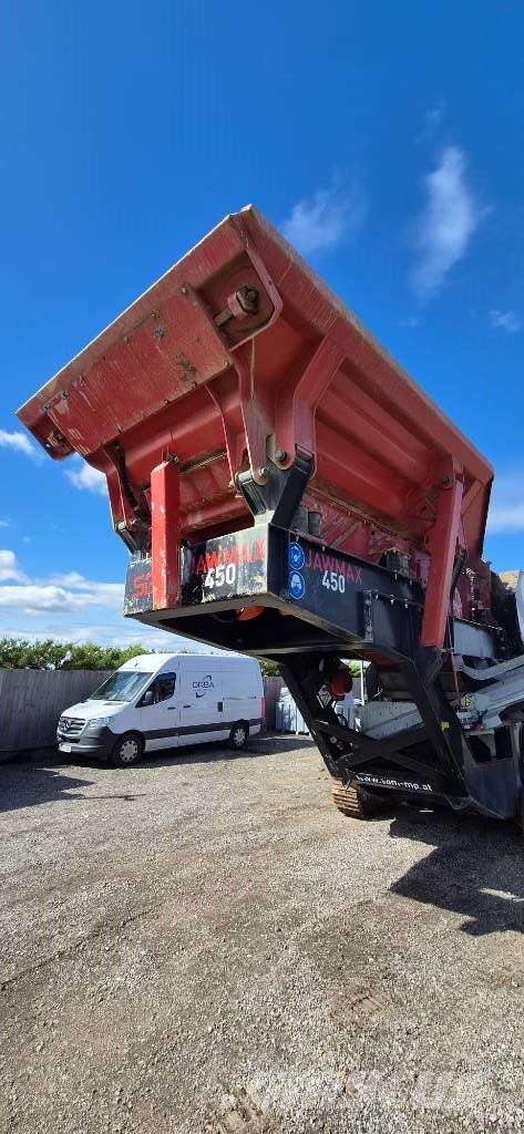 SBM JAWMAX 450 Mobile crushers