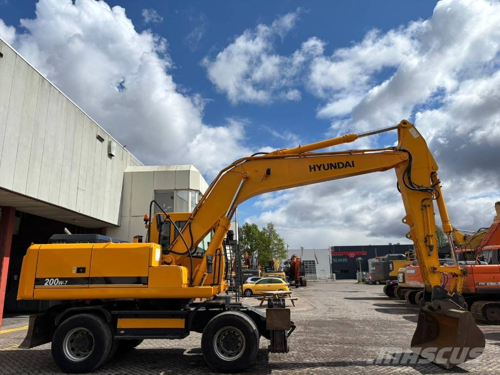 Hyundai Robex 200 W-7 Excavadoras de ruedas