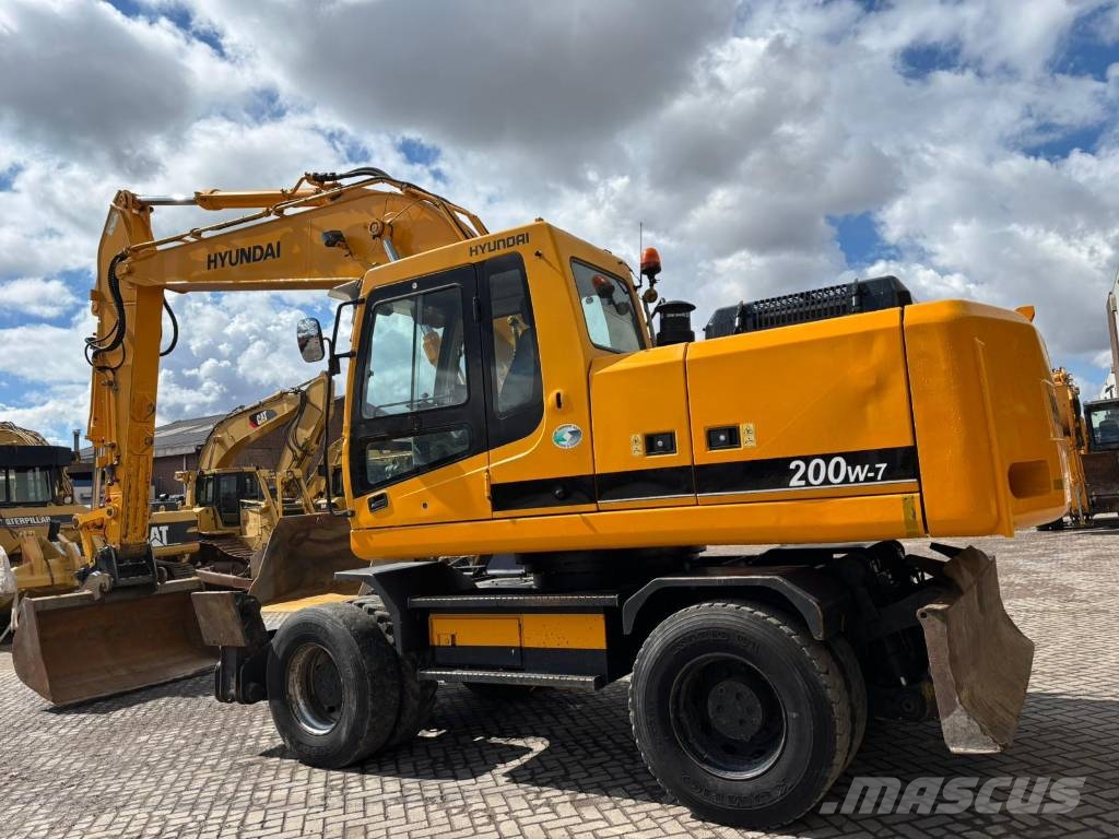 Hyundai Robex 200 W-7 Excavadoras de ruedas