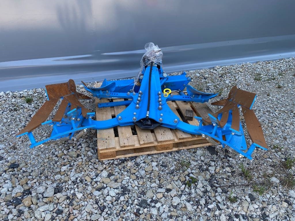 Lemken Juwel 8 i VT L100 lisakorpus محاريث عكسية