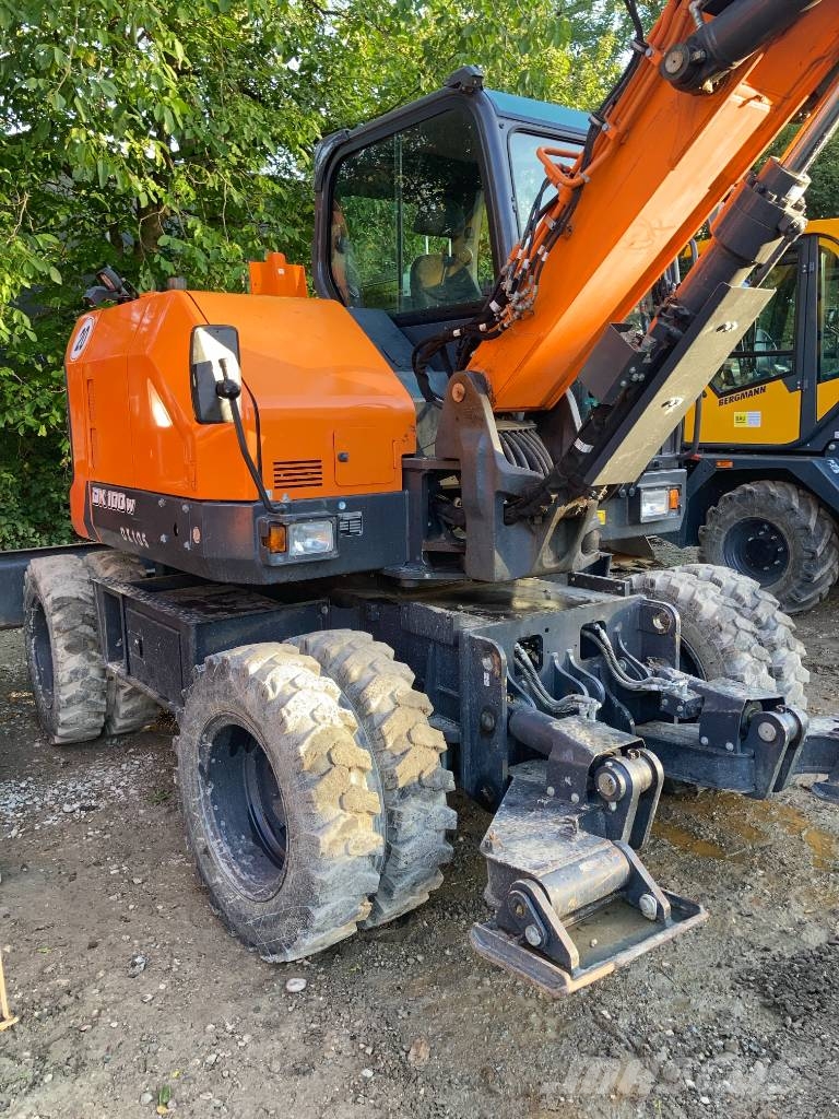 Doosan Mobilbagger DX 100 W-7 Bagri na kolesih
