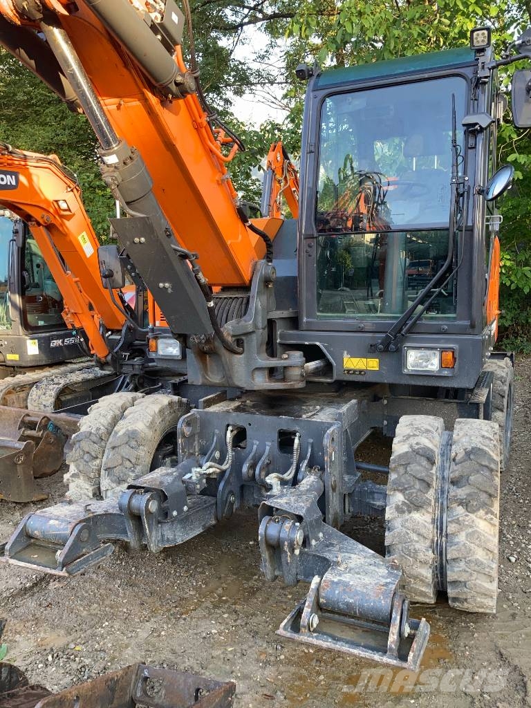 Doosan Mobilbagger DX 100 W-7 Bagri na kolesih