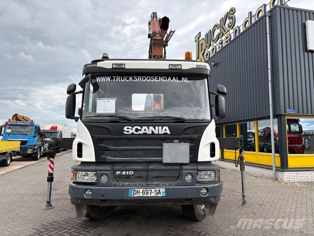 Scania P 410 + FASSI F 165 - 2X EXT. + 8X4 + HOOK ARM SYS Rol kiper kamioni s kukama za dizanje