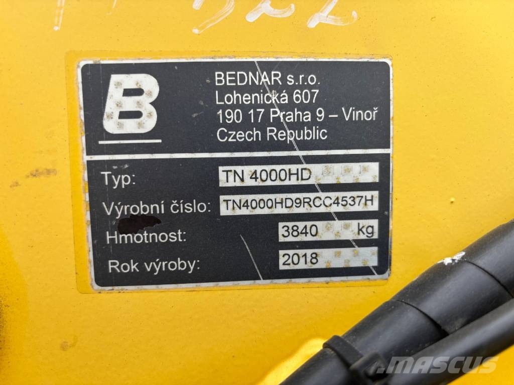Bednar TerraLand TN4000HD9R Культиваторы сплошные
