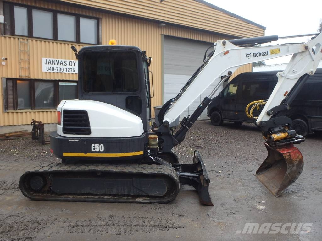Bobcat E 50 Engcon+pihdit Minigrävare < 7t