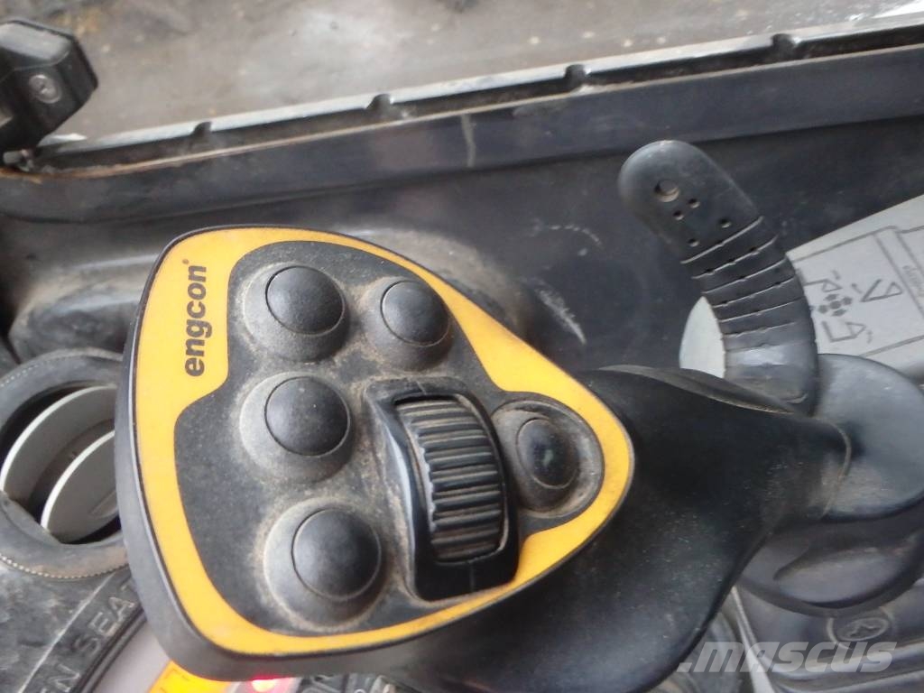 Bobcat E 50 Engcon+pihdit Minigrävare < 7t