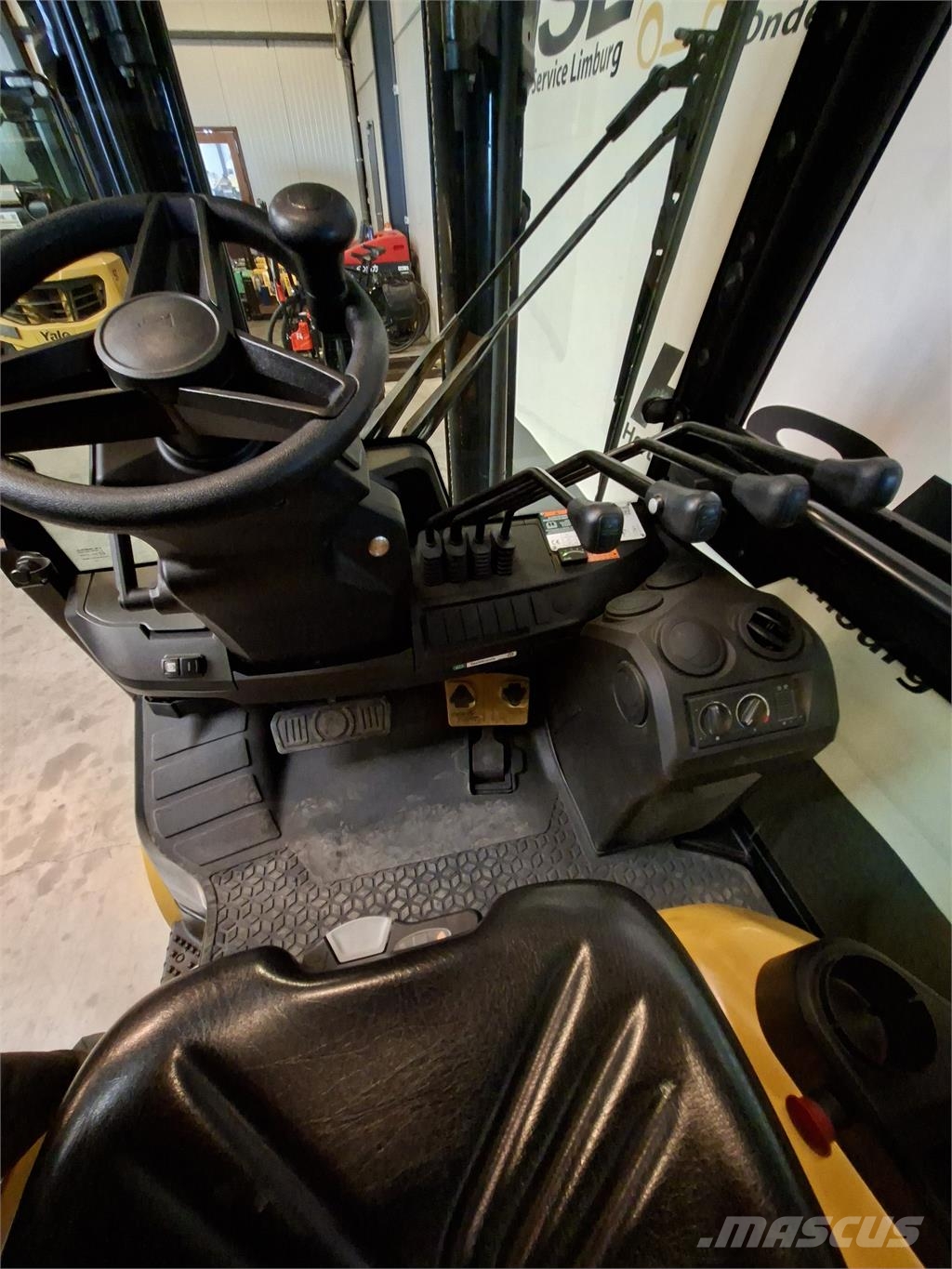 Yale GLP3.0N E2192  2023 Gāzes autoiekrāvēji (LPG)