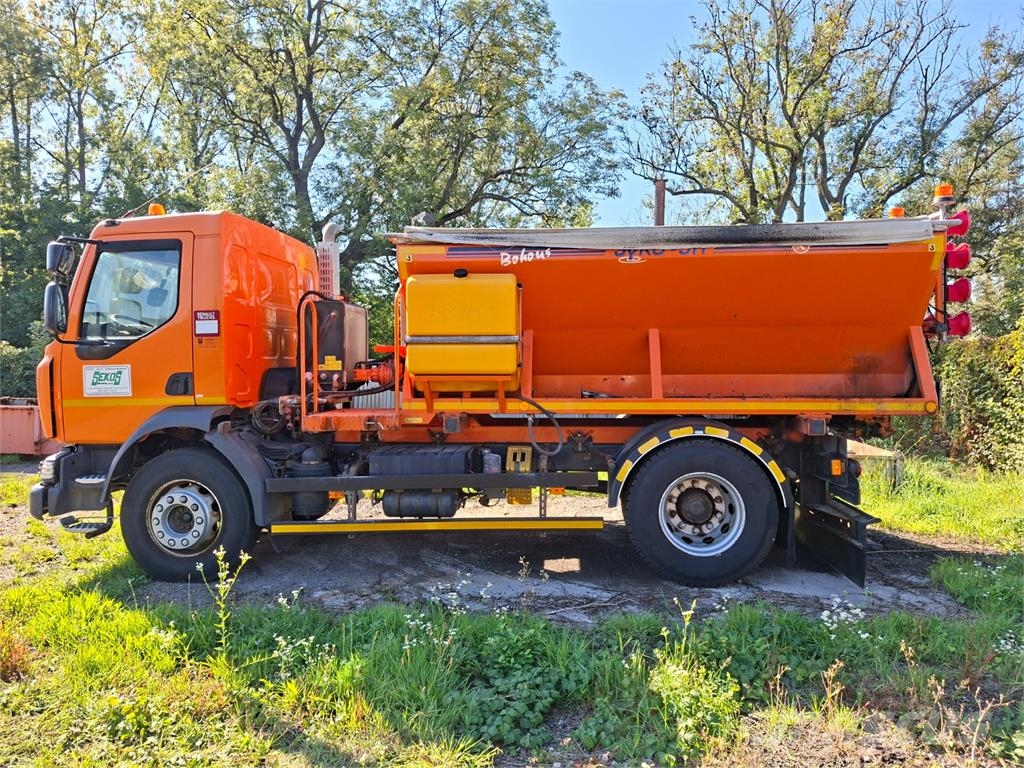 Renault D 16 + KOBIT SYKO 5H Chassis met cabine
