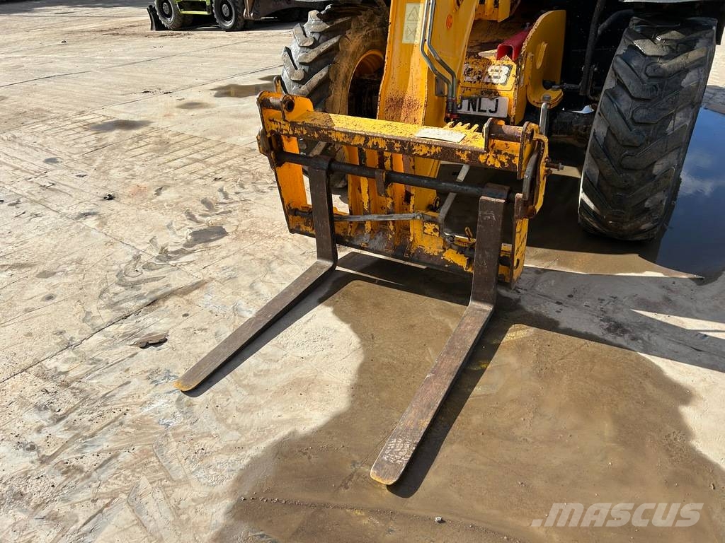 JCB 535-95 Sollevatori telescopici