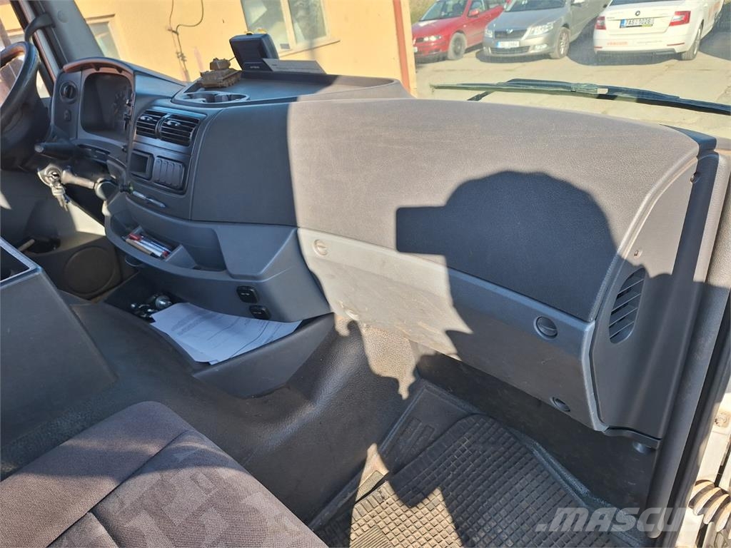 Mercedes-Benz AXOR 1829 + HR PALFINGER PK 8502 شاحنات مسطحة/مفصلية الجوانب