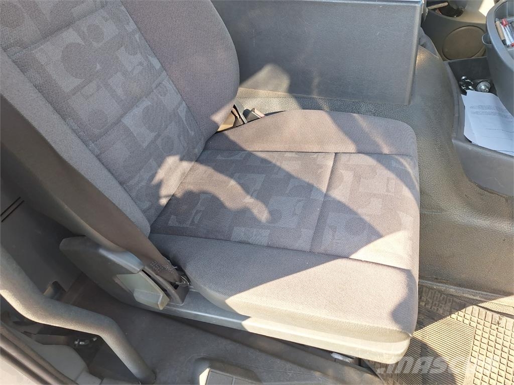 Mercedes-Benz AXOR 1829 + HR PALFINGER PK 8502 شاحنات مسطحة/مفصلية الجوانب
