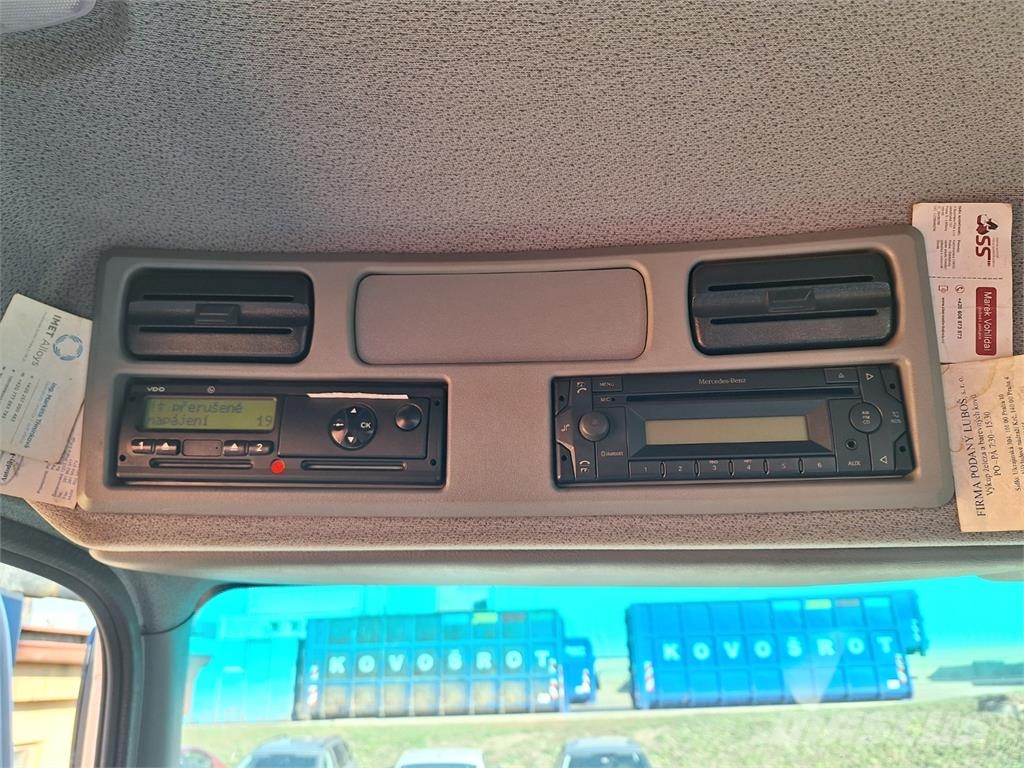 Mercedes-Benz AXOR 1829 + HR PALFINGER PK 8502 شاحنات مسطحة/مفصلية الجوانب