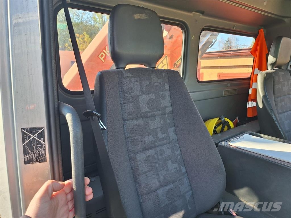 Mercedes-Benz AXOR 1829 + HR PALFINGER PK 8502 شاحنات مسطحة/مفصلية الجوانب