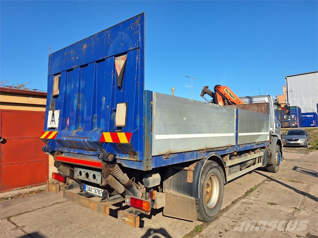 Mercedes-Benz AXOR 1829 + HR PALFINGER PK 8502 شاحنات مسطحة/مفصلية الجوانب