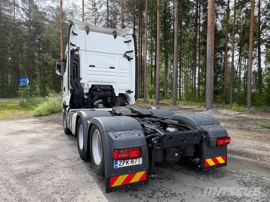 MAN TGX 28.520 BL 6x2/3100 Tractor Units