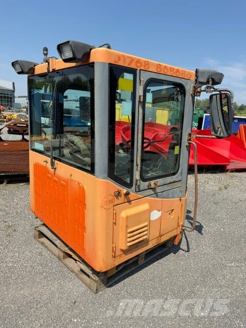 Doosan DL 400 USED CAB Cabina