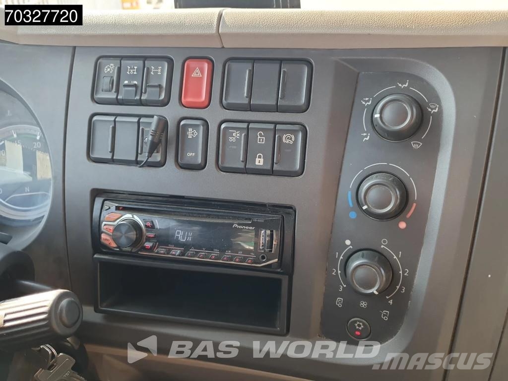 DAF LF 250 4X2 HYVA Crane Remote Euro 6 Camiones plataforma