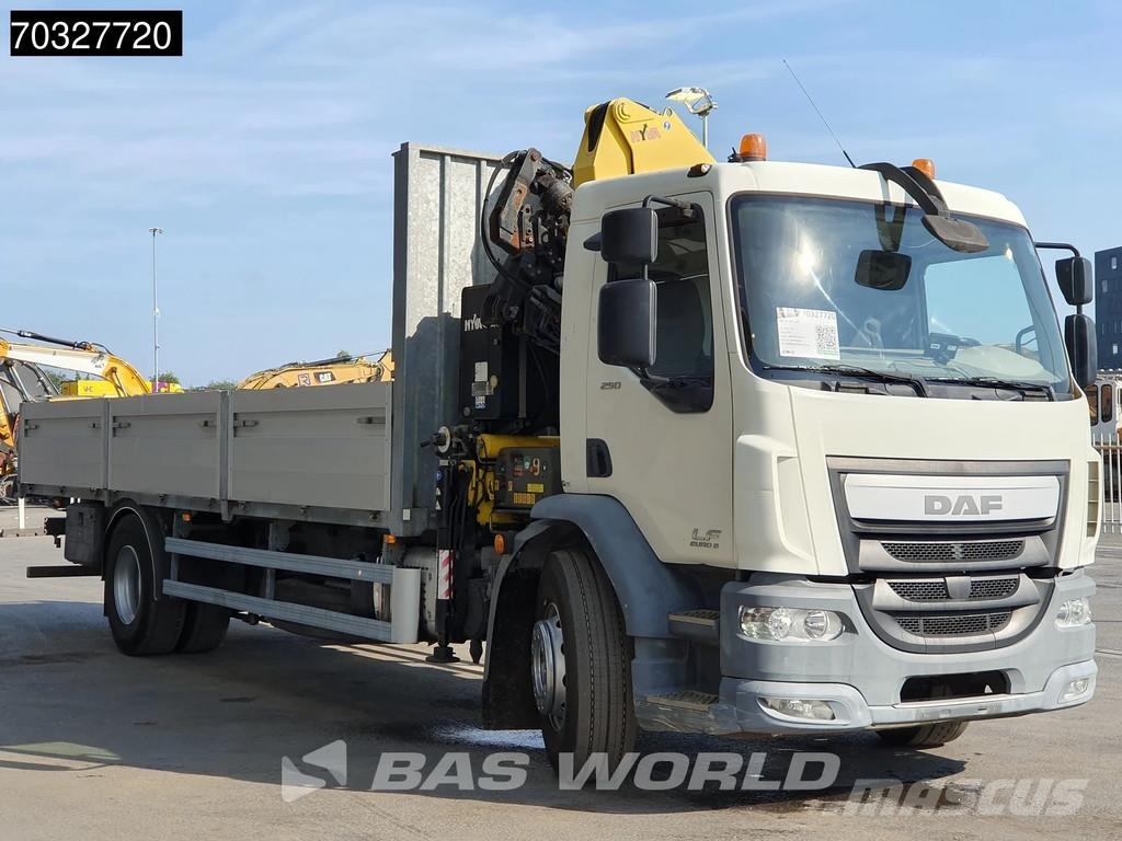 DAF LF 250 4X2 HYVA Crane Remote Euro 6 Camiones de cama baja