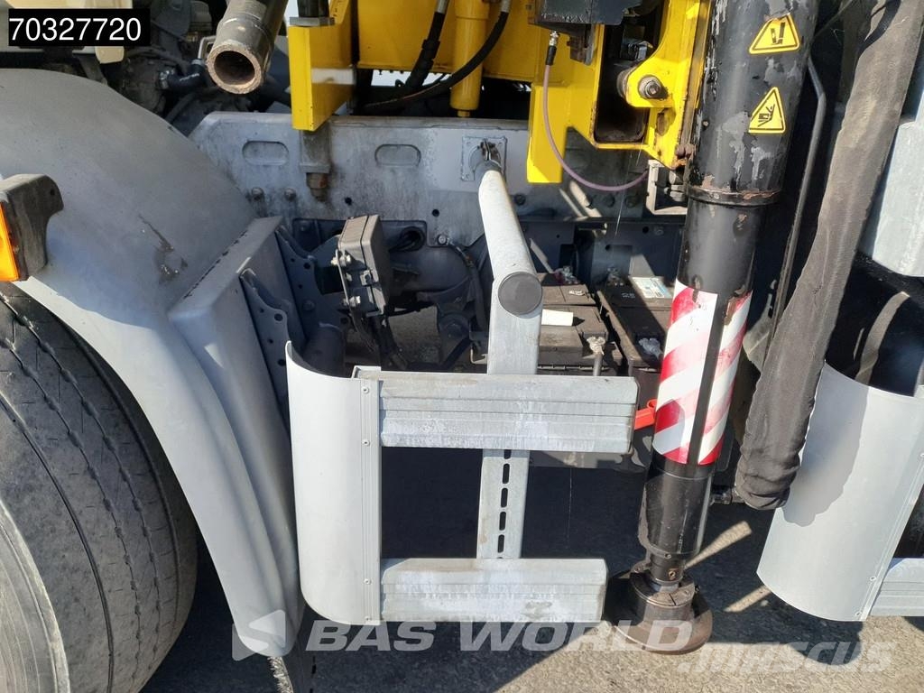 DAF LF 250 4X2 HYVA Crane Remote Euro 6 Camiones plataforma