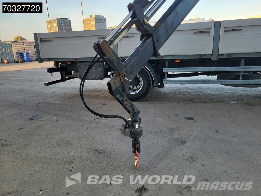 DAF LF 250 4X2 HYVA Crane Remote Euro 6 Caminhões de mesa/dropside