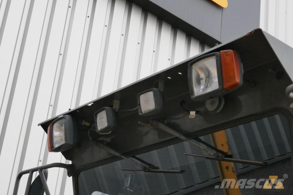 Volvo G720B Γκρέιντερς