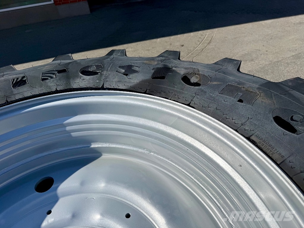Firestone MAXI TRACTION 65 – 650/65 R42. Pneumatici, ruote e cerchioni