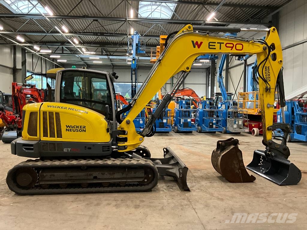 Neuson ET 90 Midigraafmachines 7t - 12t