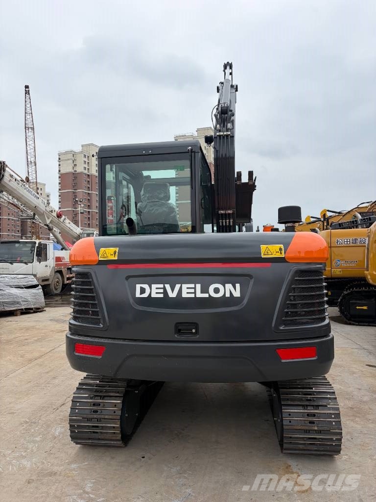 Develon DX 60 D Miniexcavadoras
