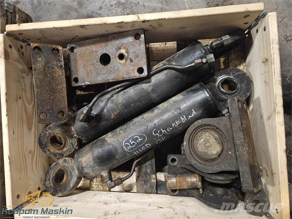 John Deere 1110 Other components