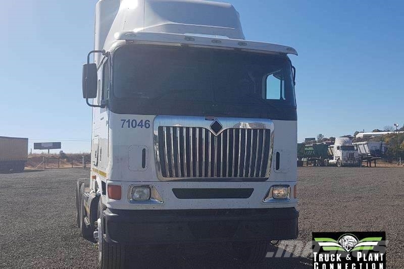 International 9800i Pro Sleeper Специальные грузовики
