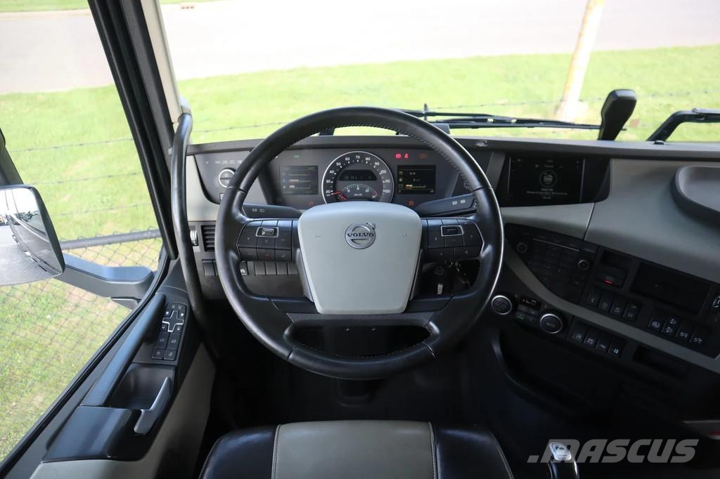 Volvo FH 540 | 6X2 | ADR | RETARDER | EURO 6 Vlačilci