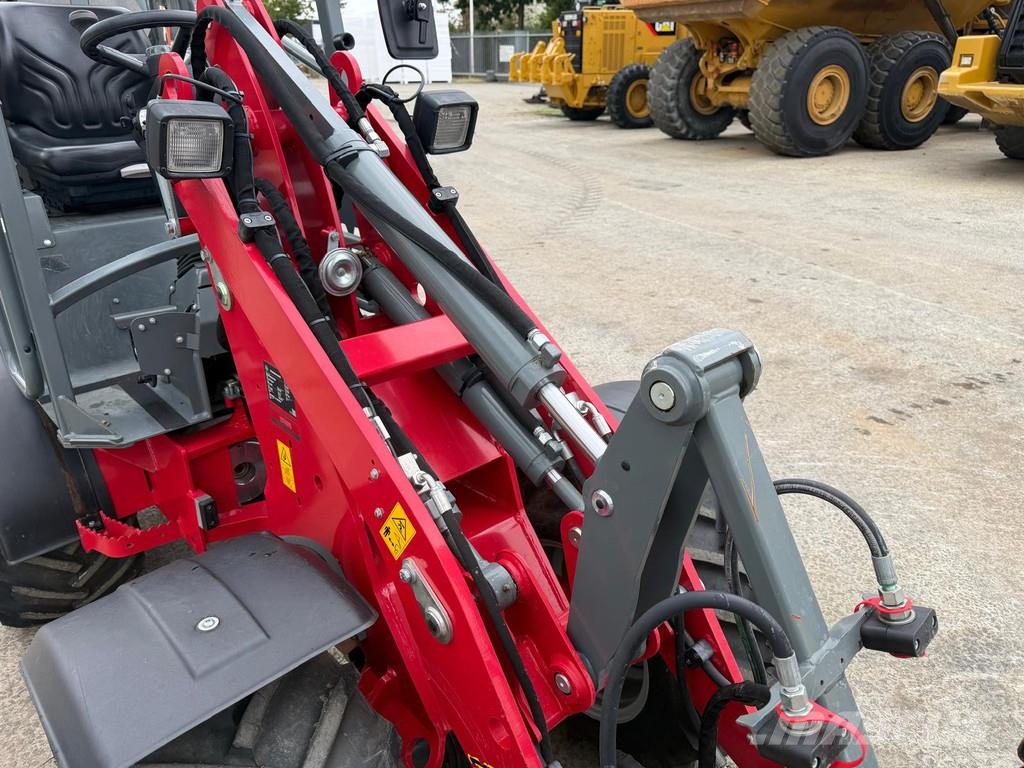 Weidemann 1160E . Колесни товарачи