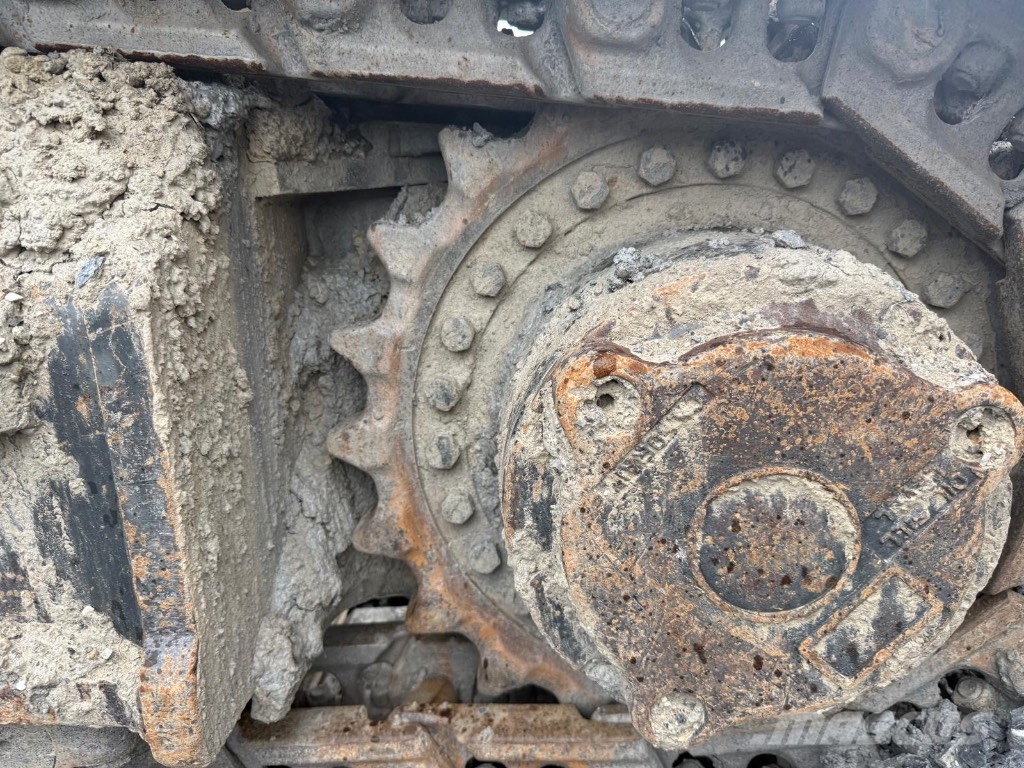 New Holland E 245 Gravemaskiner på larvebånd
