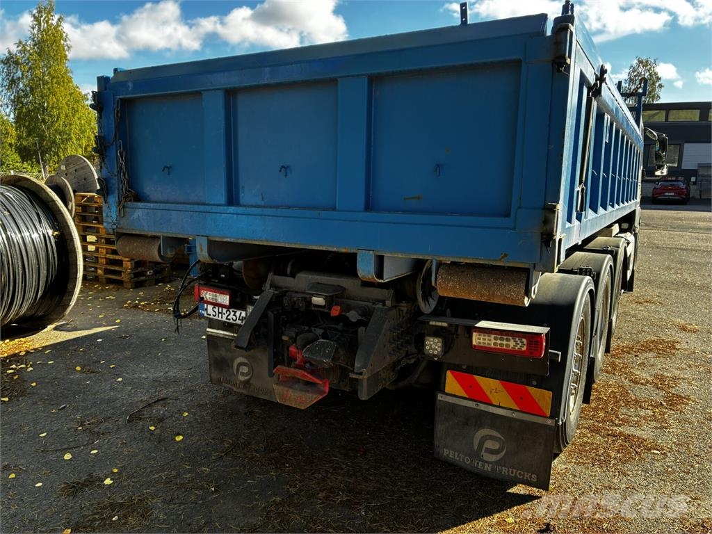 Volvo FMX 500 Hook lift trucks