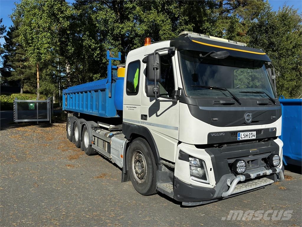 Volvo FMX 500 Hook lift trucks