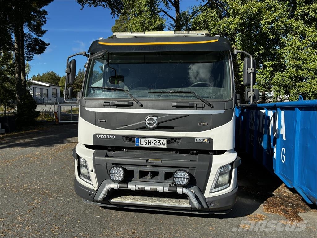 Volvo FMX 500 Hook lift trucks