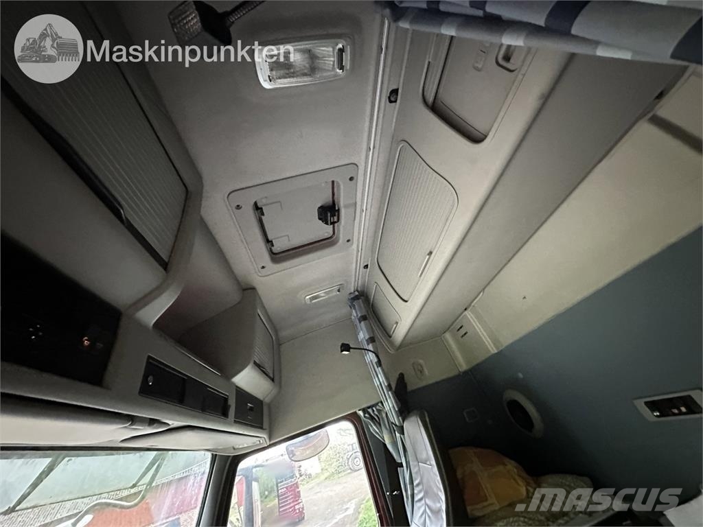 Volvo 440 6X2 Dzīvnieku pārvadāšanas transports