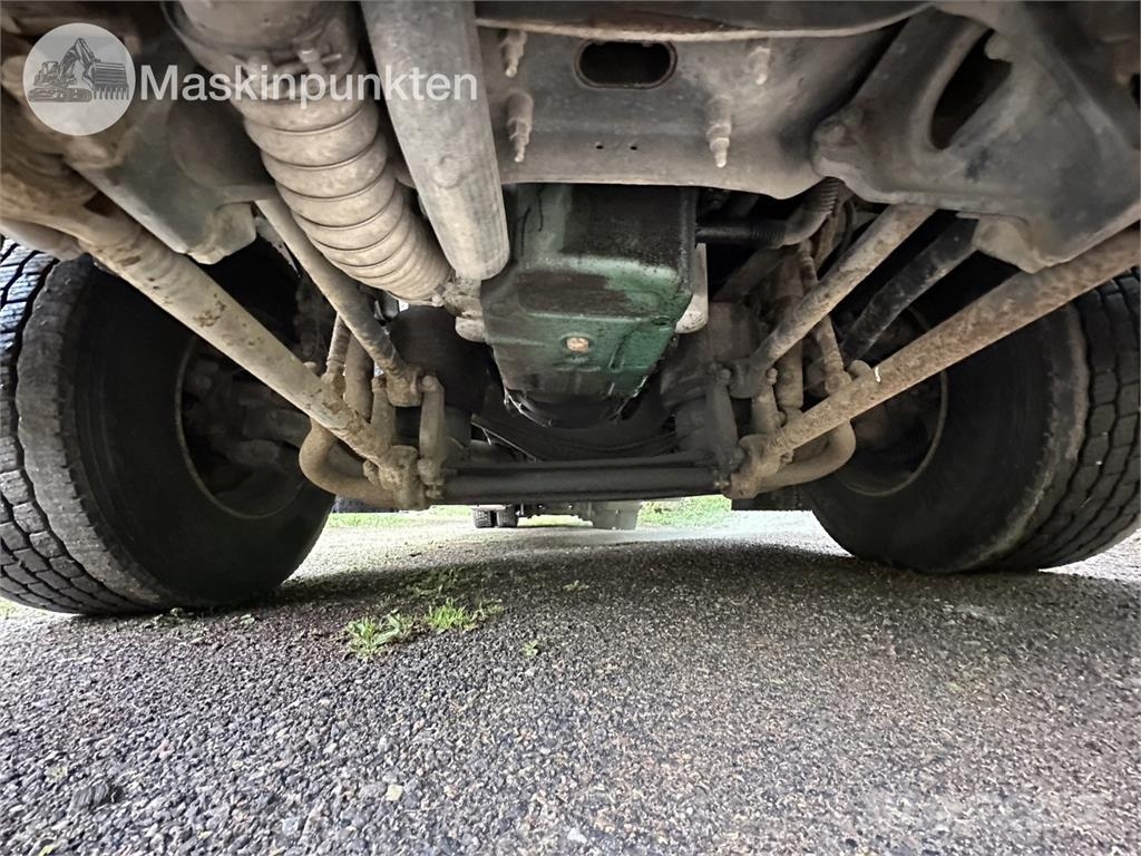 Volvo 440 6X2 Dzīvnieku pārvadāšanas transports