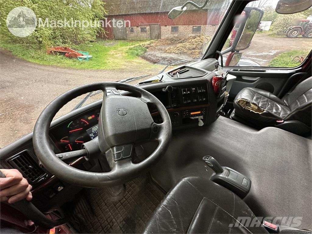 Volvo 440 6X2 Dzīvnieku pārvadāšanas transports