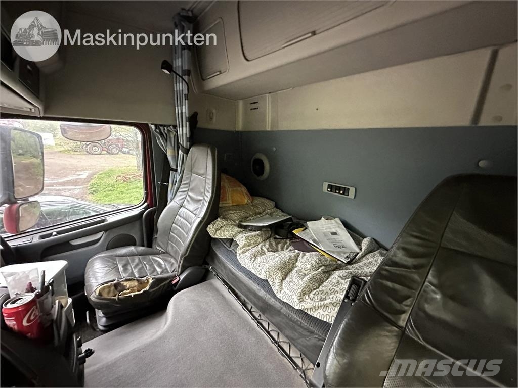 Volvo 440 6X2 Dzīvnieku pārvadāšanas transports