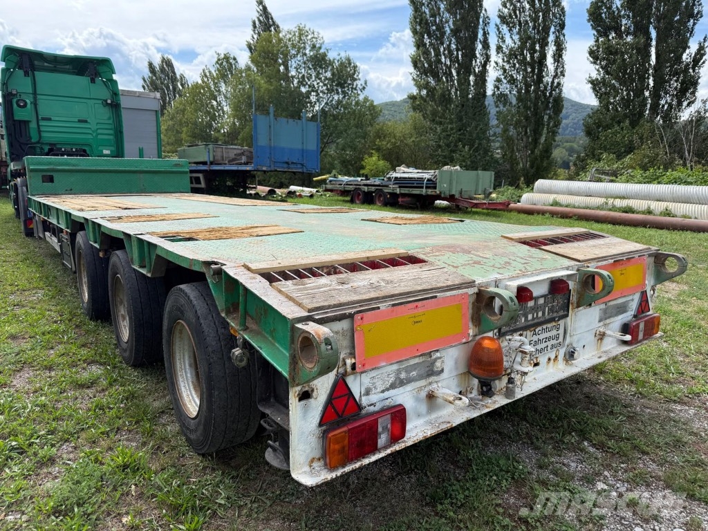 Goldhofer STZ-L3-35 / 3 Axle Tieflader-Auflieger