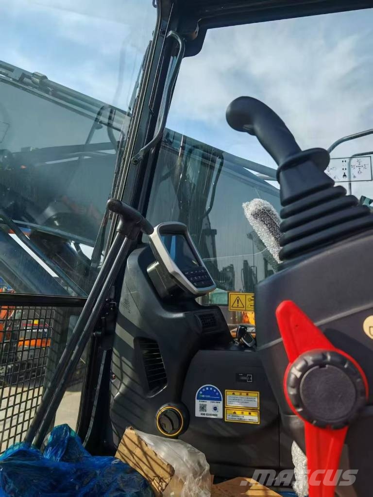 Hyundai HX 220 HD Excavadoras sobre orugas