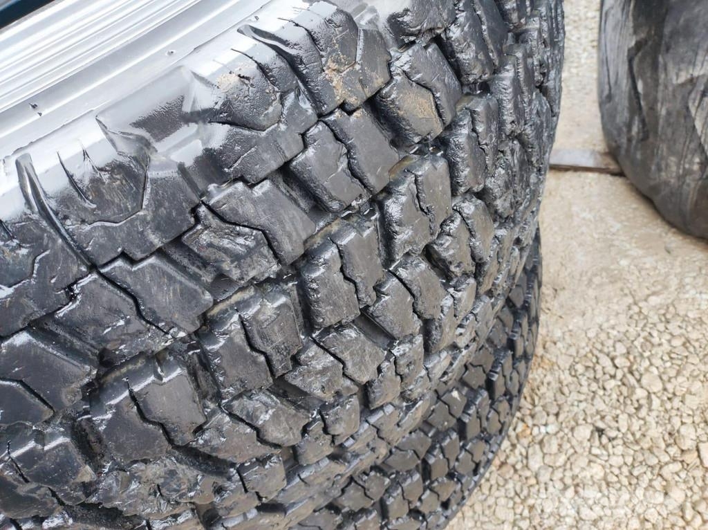 20.5R25 Bridgestone VSW Winter tyers Шины и колёса