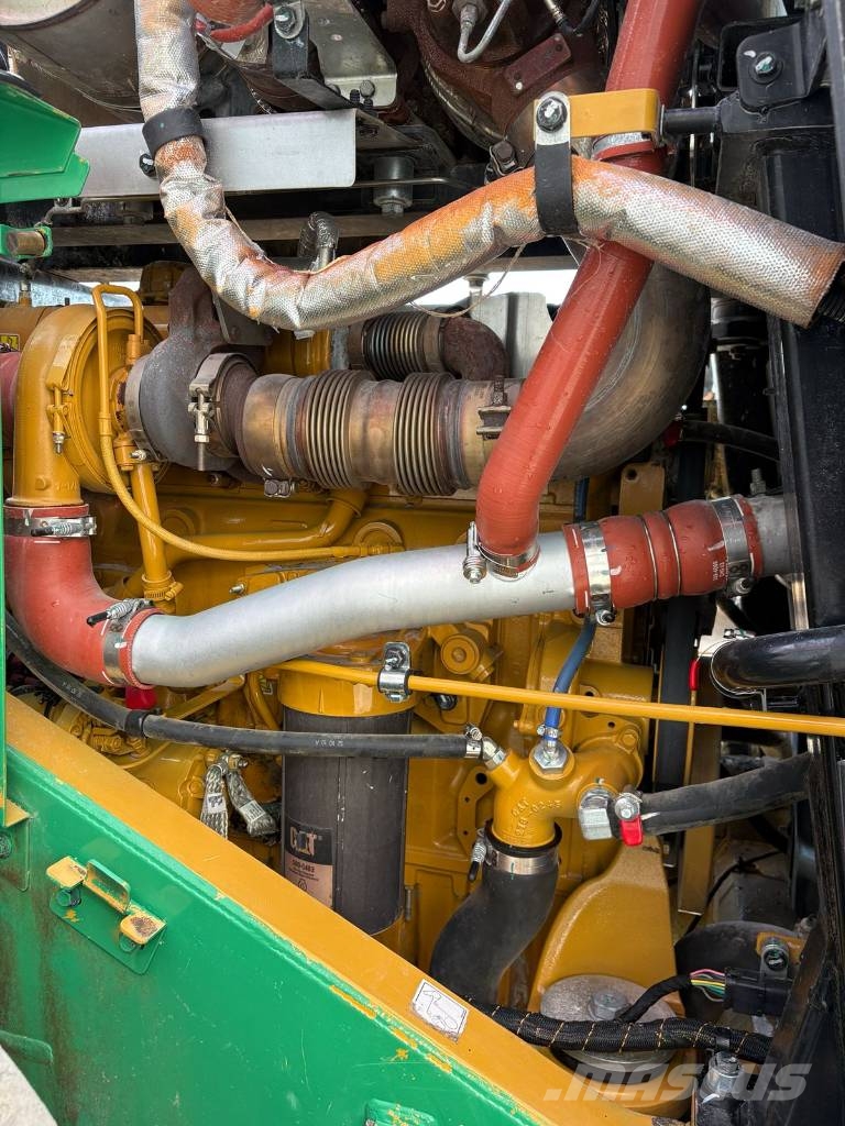 CAT 972 M لوادر بعجل
