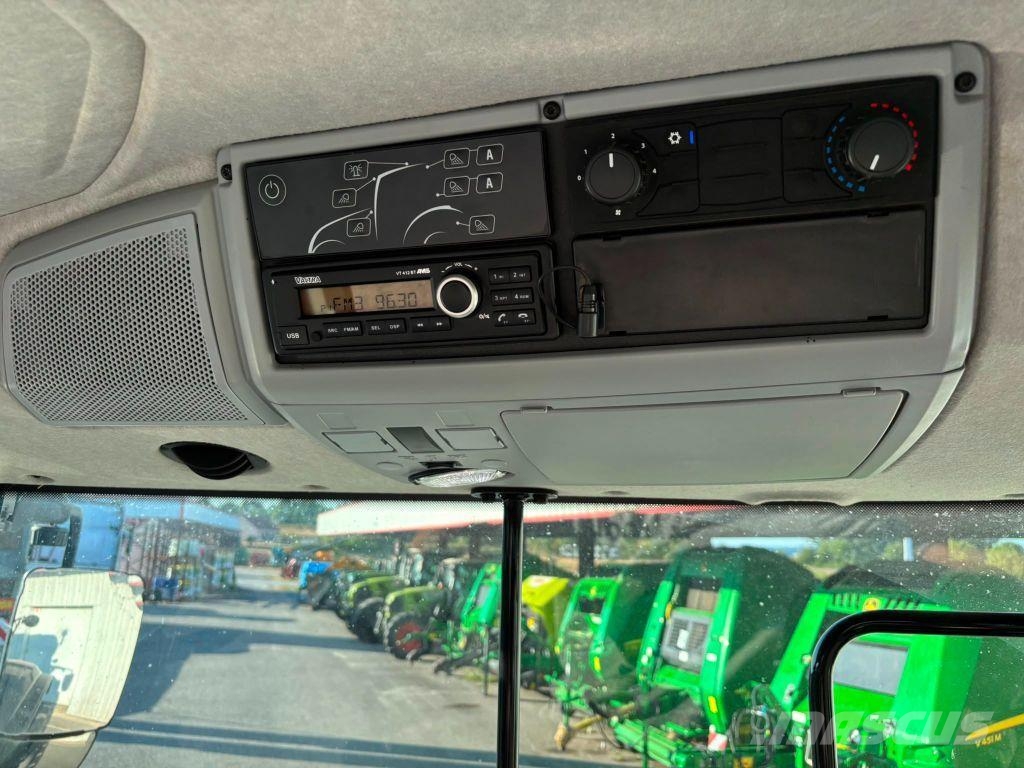 Valtra N 134  HITECH 5 Traktoriai