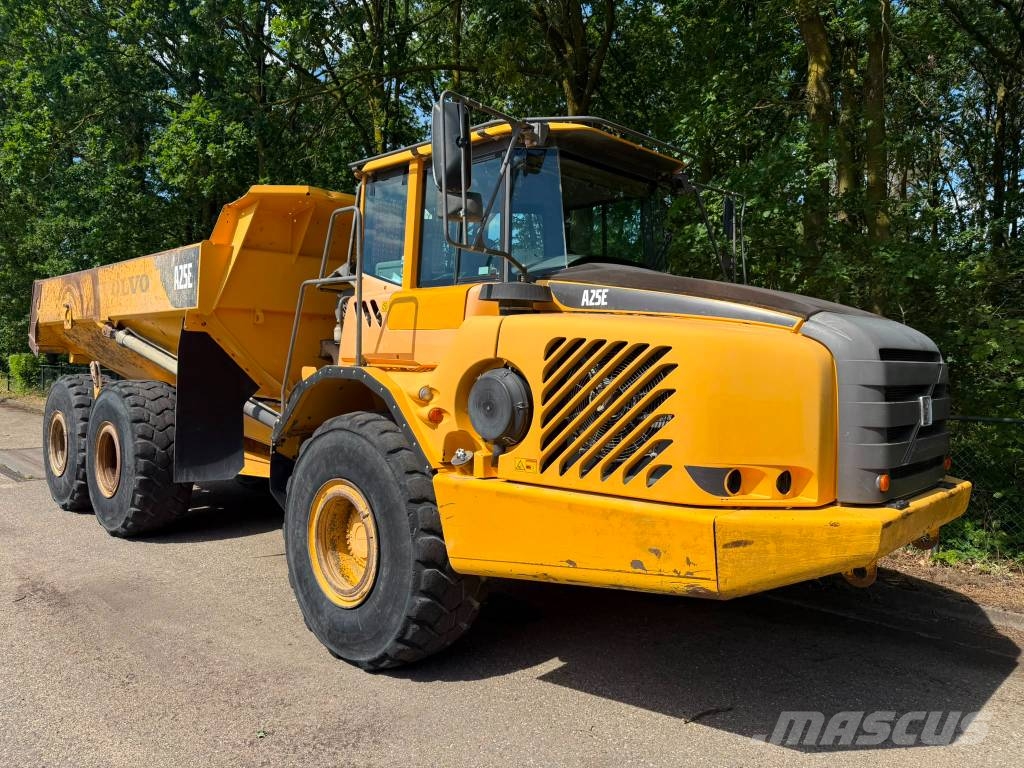 Volvo A 25 E Dumpperit